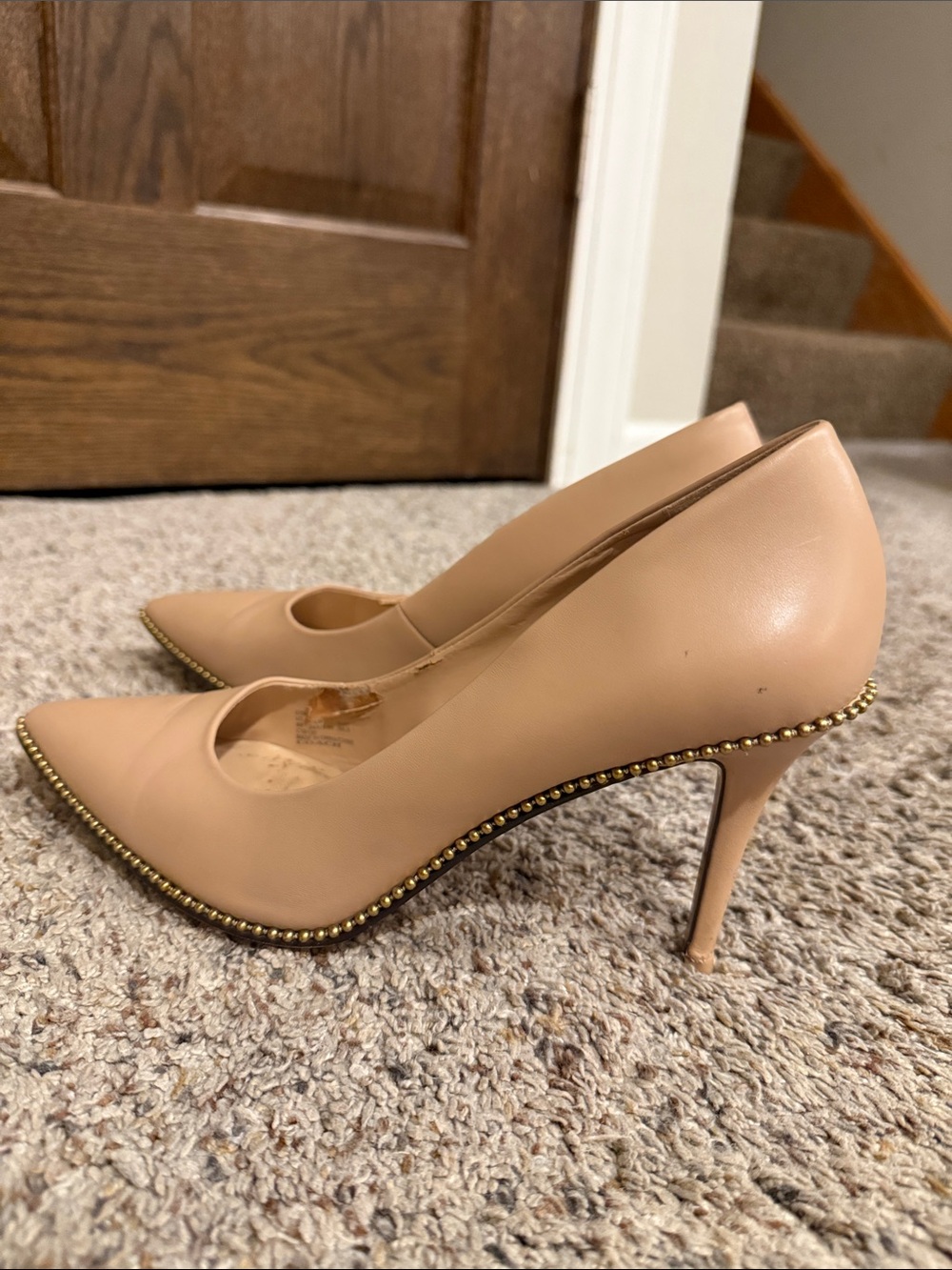 Coach Tan Nude Cream Pointed-Toe Gold Stud Trim Pumps Size 8 - Picture 1 of 16